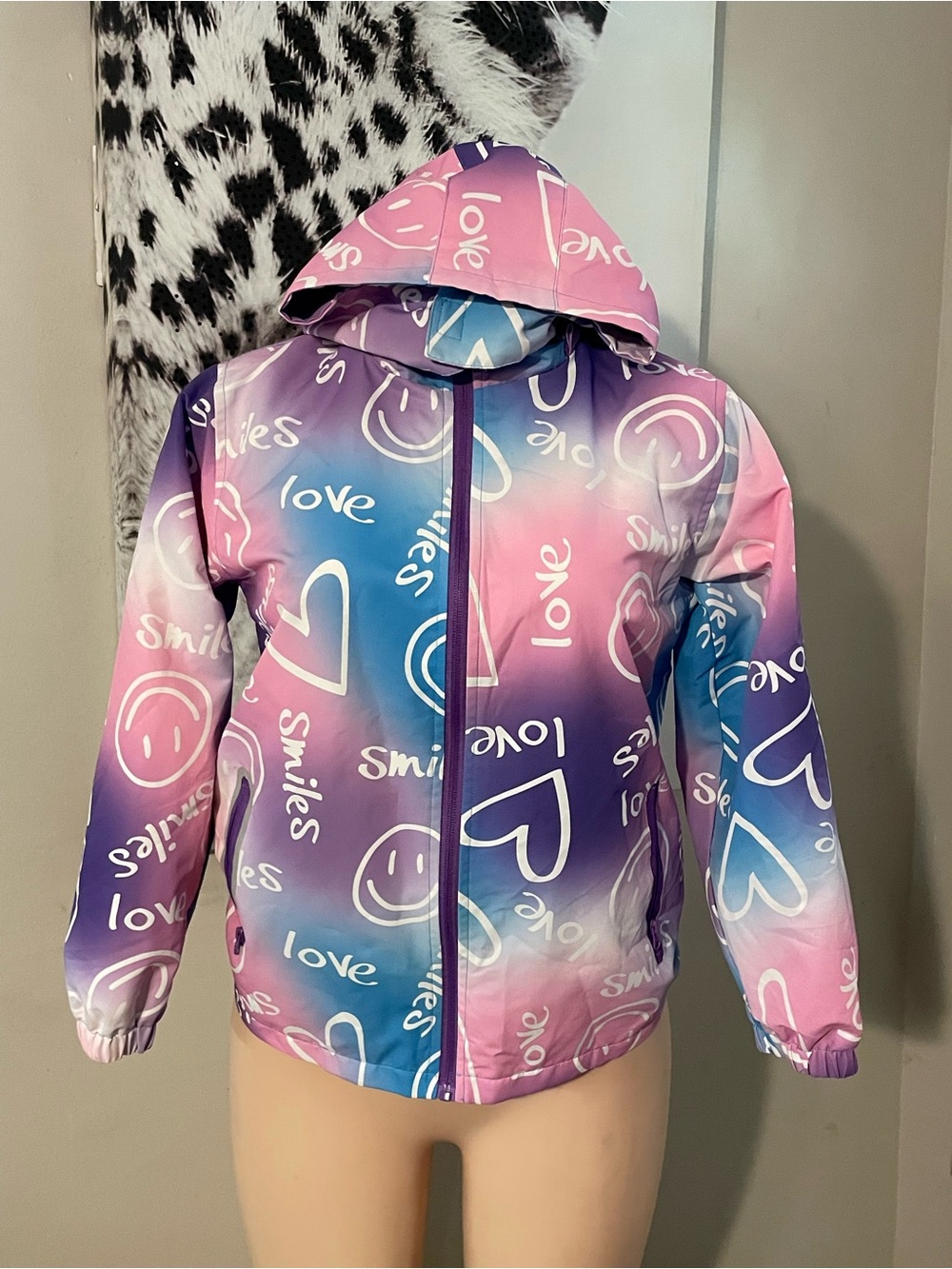 Saphirose kids waterproof rain jacket Gradient 'Love' smiles graphic Hooded coat